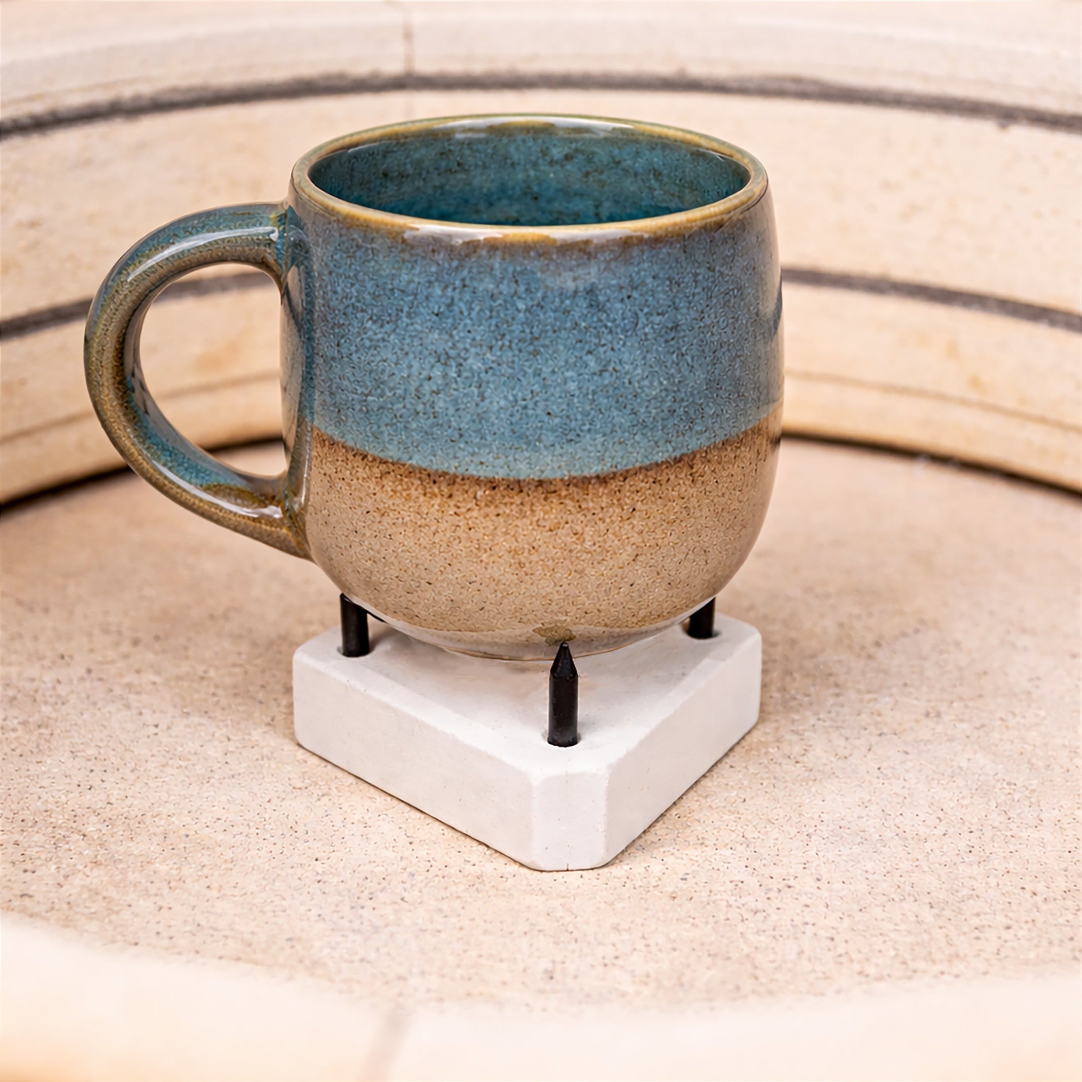 3 Point Triangle Stilt - 25mm/.98" point to point